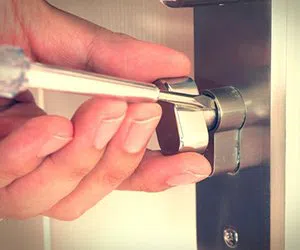 Community Locksmith Store Edgewater, NJ 201-367-1906 - lock-locksmiths