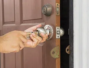 Community Locksmith Store Edgewater, NJ 201-367-1906 - locks-change